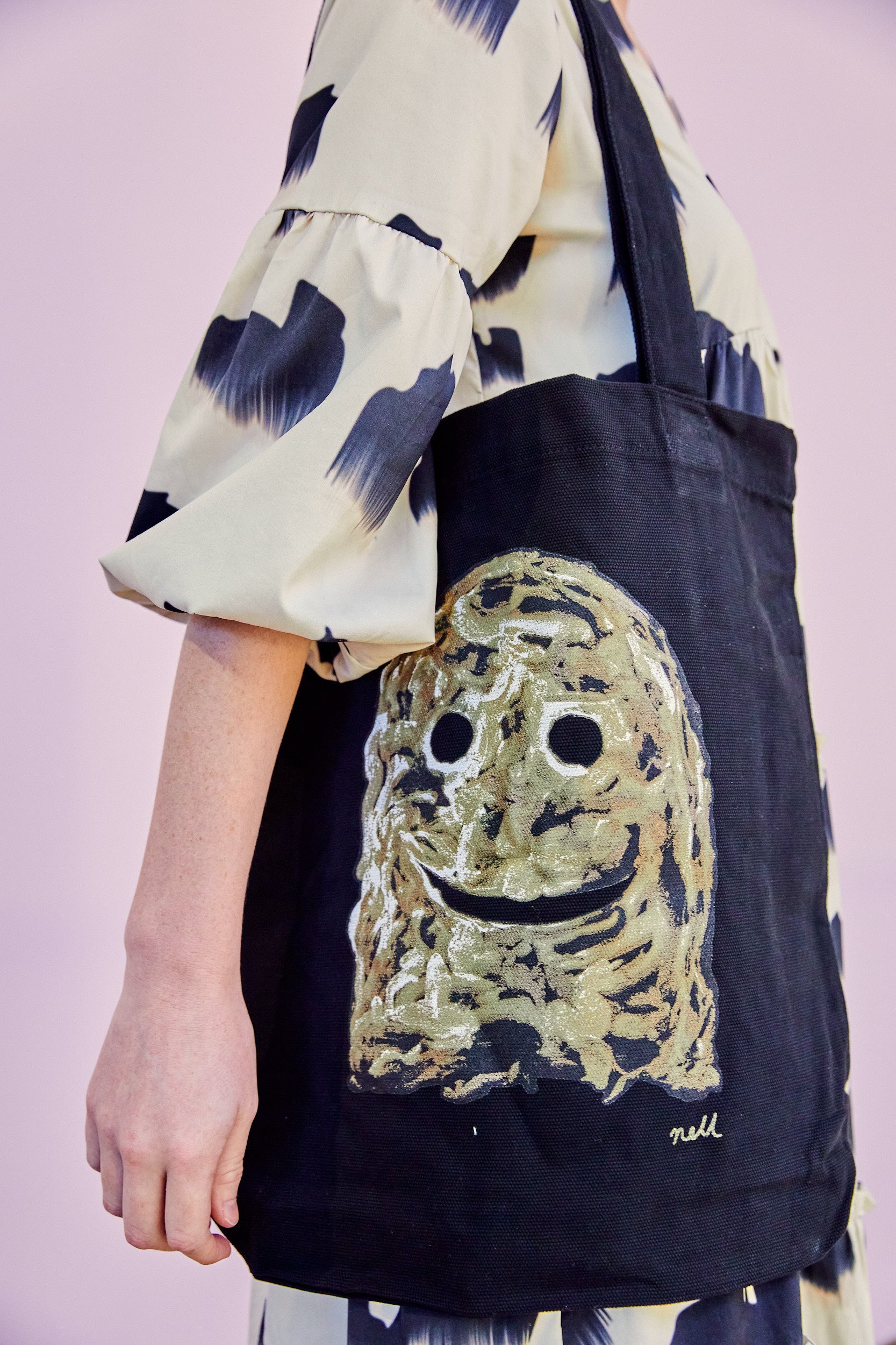 UQ Art Museum Nell Tote Bag