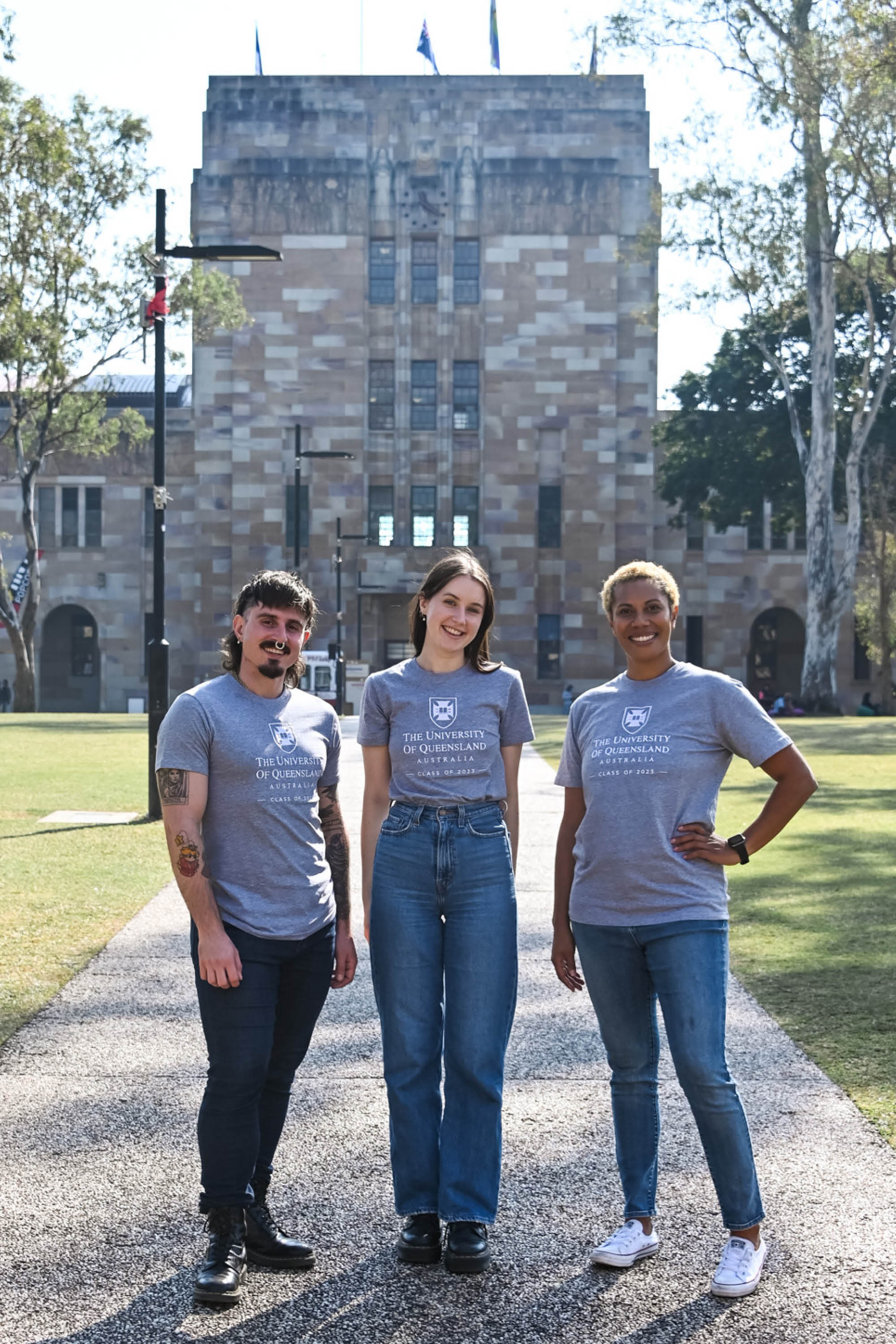 UQ Alumni Unisex 2023 T-Shirt